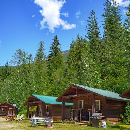 Noah'S Ark Campground Revelstoke Exterior foto